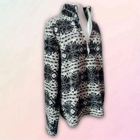 Prince & Fox, B&W Snowflake, Fleece, Half Zip Pullover - Picture 1 of 16